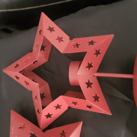 Set of 3 Star Tealight Candle Holders - Picture 3 of 15